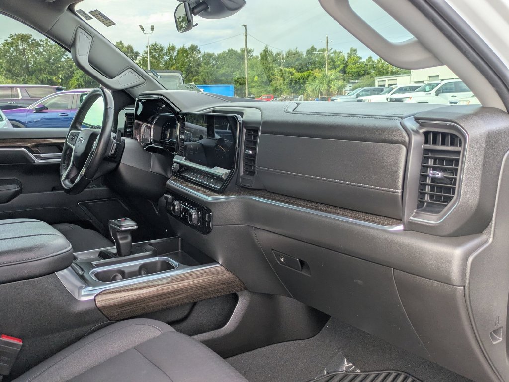 Used 2023 Chevrolet Silverado 1500 RST RWD image 29