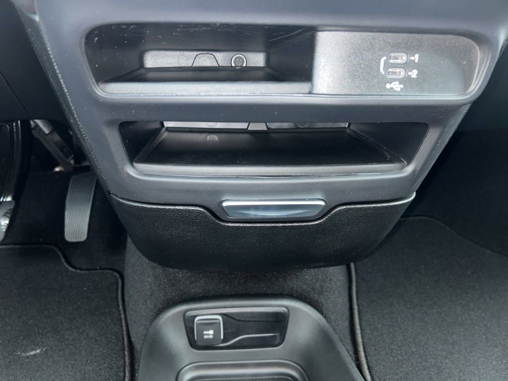 New 2026 Chrysler Pacifica Select image 37