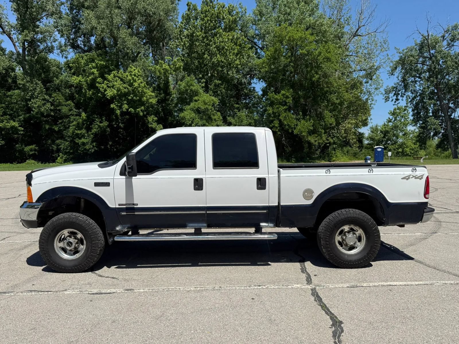 Used 2000 Ford F250 4x4 Crew Cab Super Duty image 8
