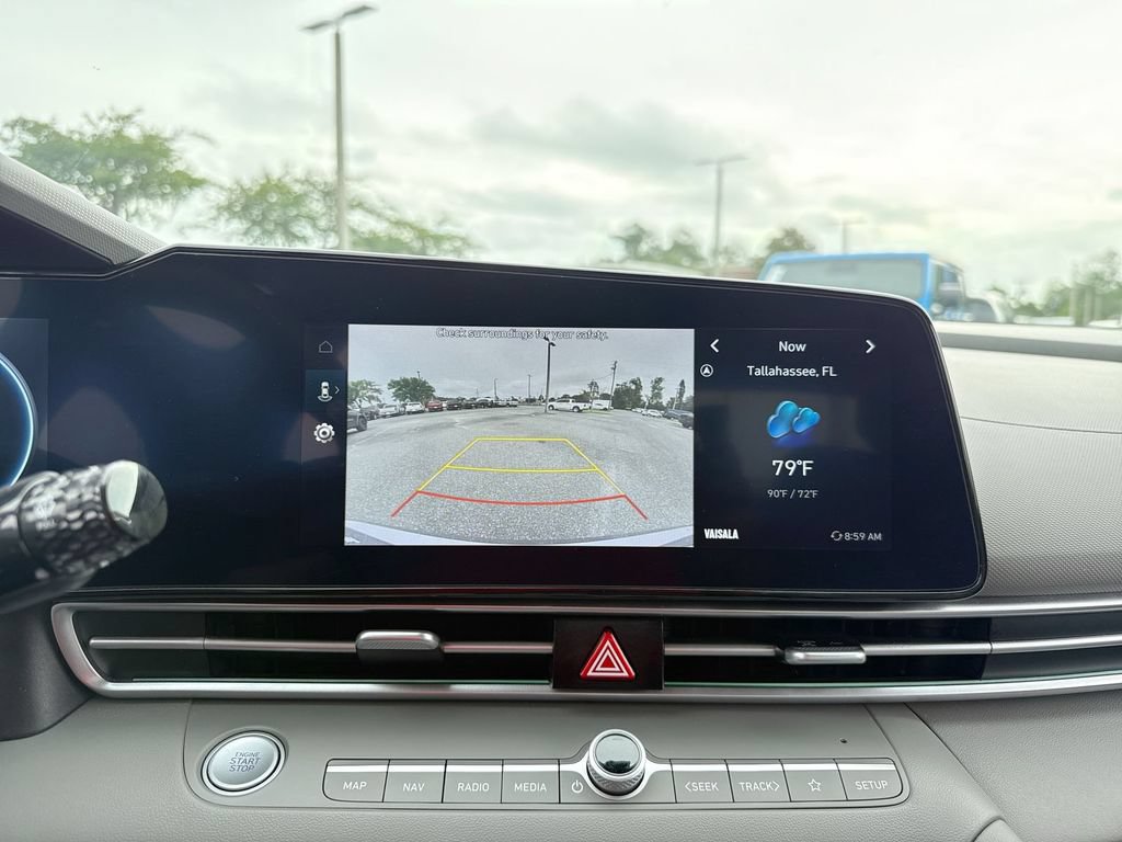 Used 2024 Hyundai Elantra Blue FWD image 27