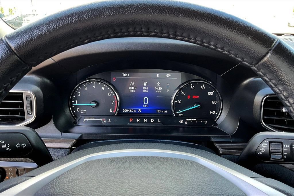 Used 2023 Ford Explorer Limited AWD/4WD image 15