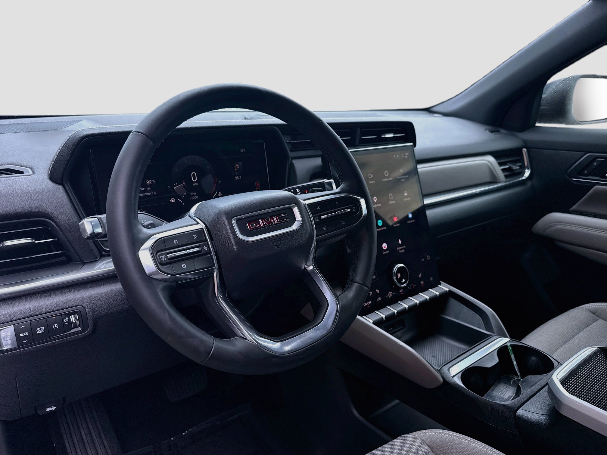 Used 2026 GMC Terrain Elevation w/ LPO, Floor Liner Package FWD image 7