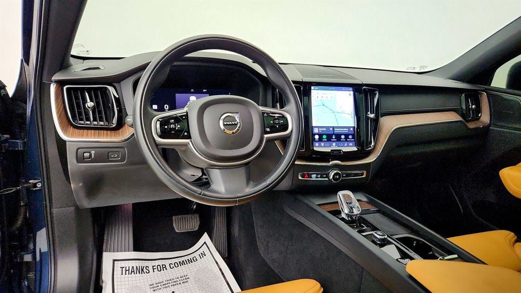 Used 2022 Volvo XC60 B5 Inscription w/ Advanced Package FWD image 12