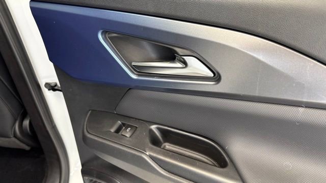 New 2026 Chevrolet Equinox EV LT FWD image 27