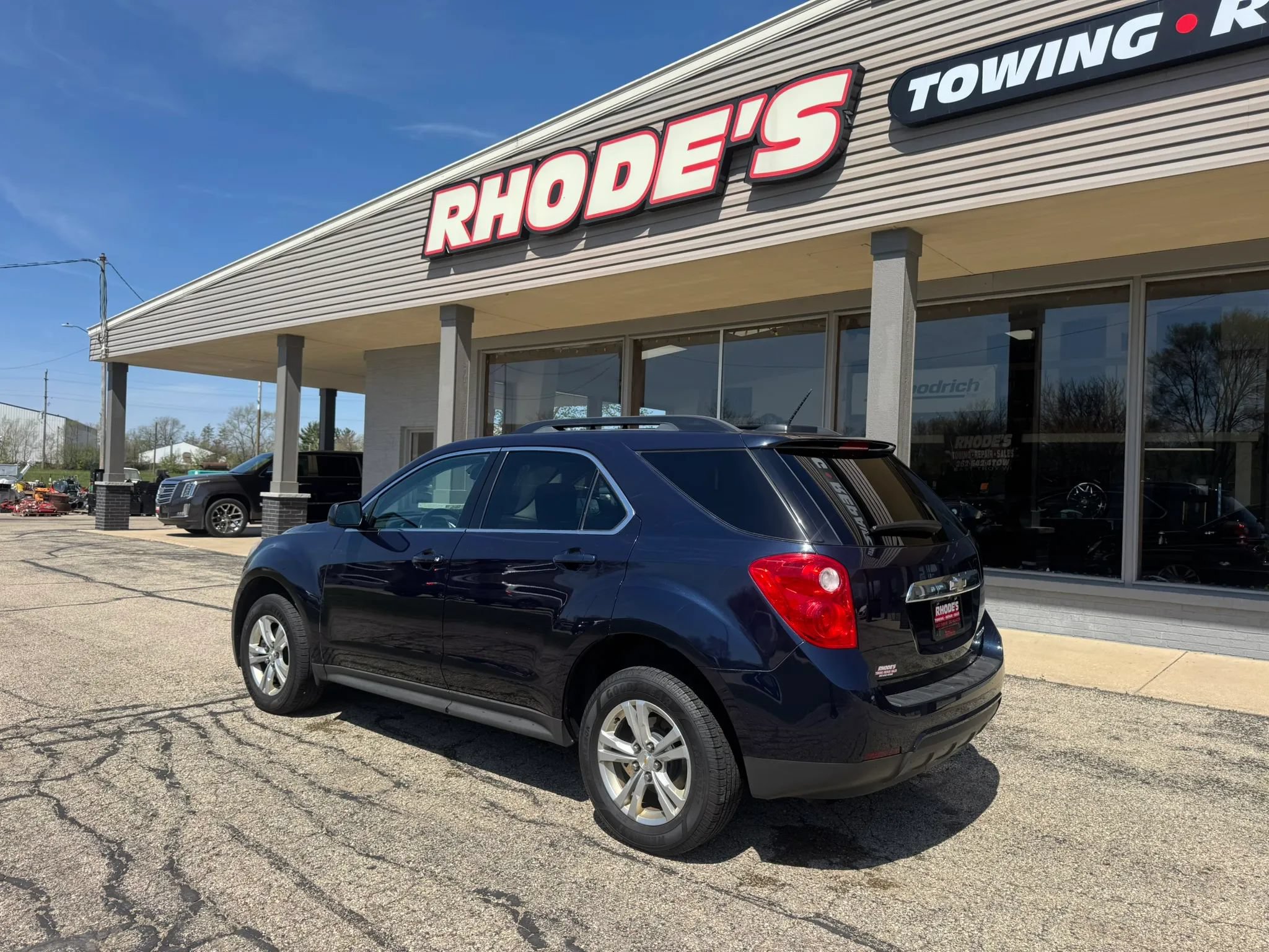 Used 2015 Chevrolet Equinox LT w/ Driver Convenience Package FWD image 3