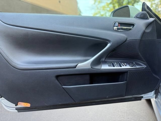 Used 2013 Lexus IS 250C w/ F-Sport Pkg w/Summer Tires RWD image 14