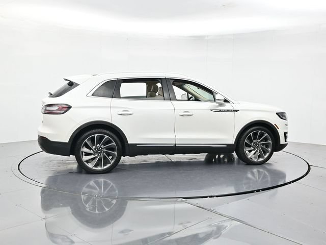 Used 2020 Lincoln Nautilus Reserve w/ Equipment Group 201A FWD image 2