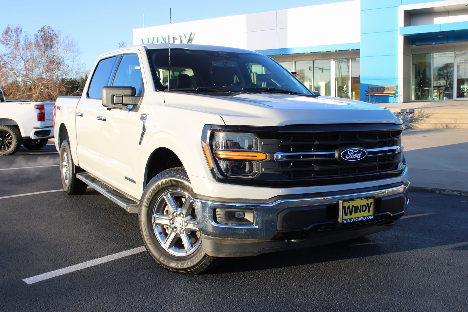 Used 2024 Ford F150 XLT w/ Mobile Office Package image 2