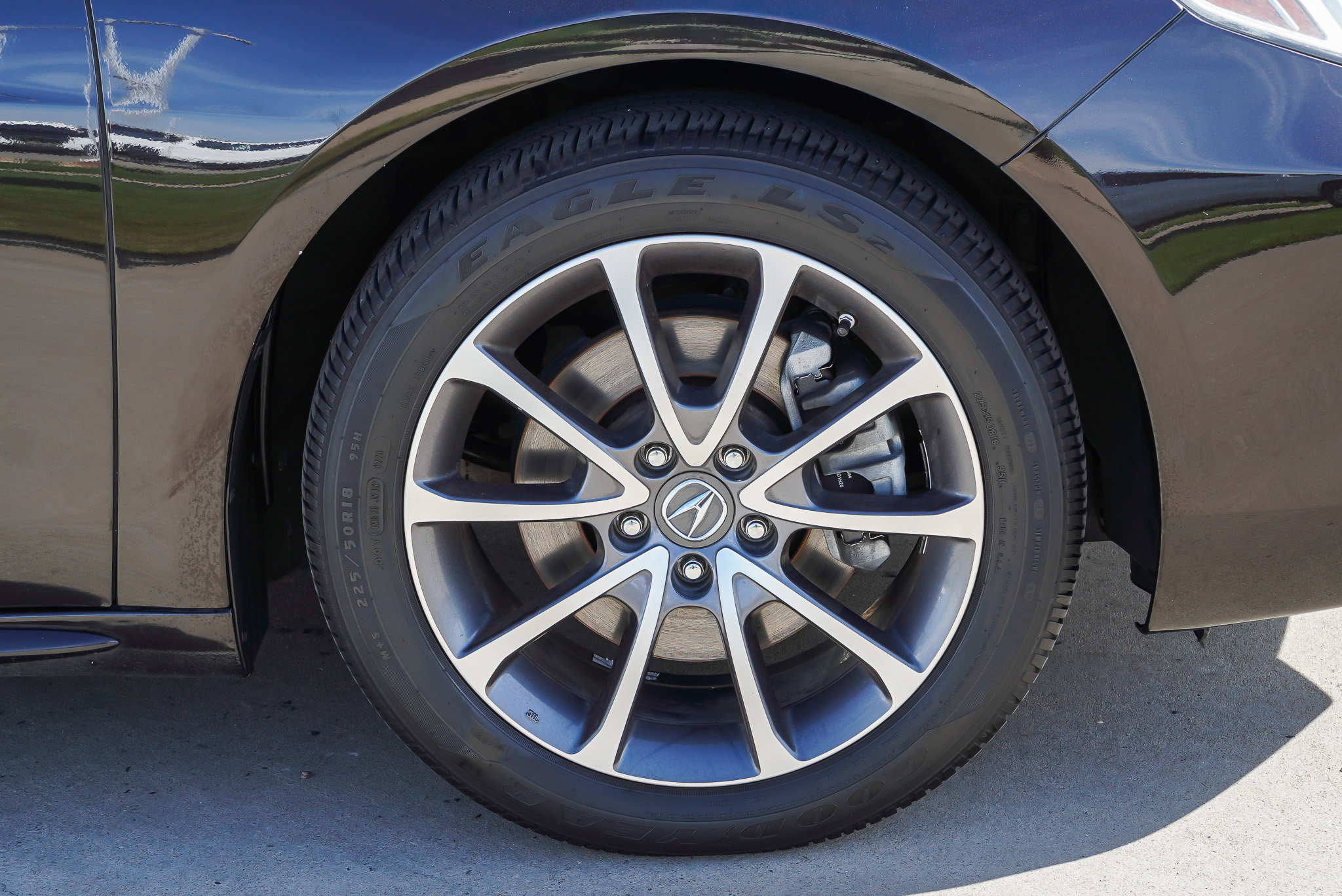 Used 2018 Acura TLX w/ Technology Package AWD/4WD image 10