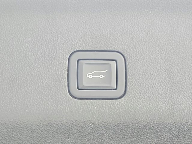 Used 2023 Chevrolet Tahoe LT w/ Luxury Package AWD/4WD image 55