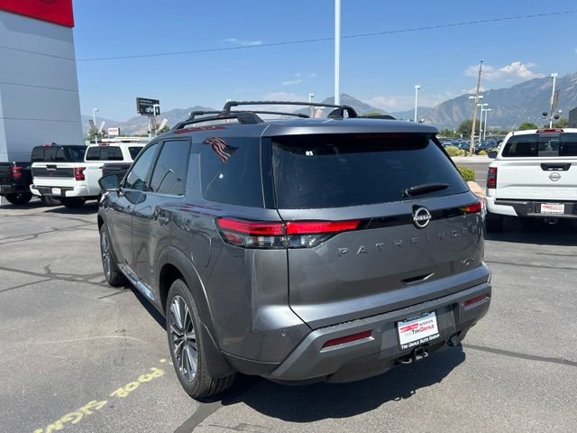 New 2026 Nissan Pathfinder Platinum w/ Cargo Package AWD/4WD image 9