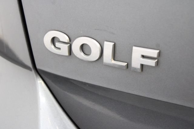 Used 2017 Volkswagen Golf Wolfsburg Edition FWD image 6