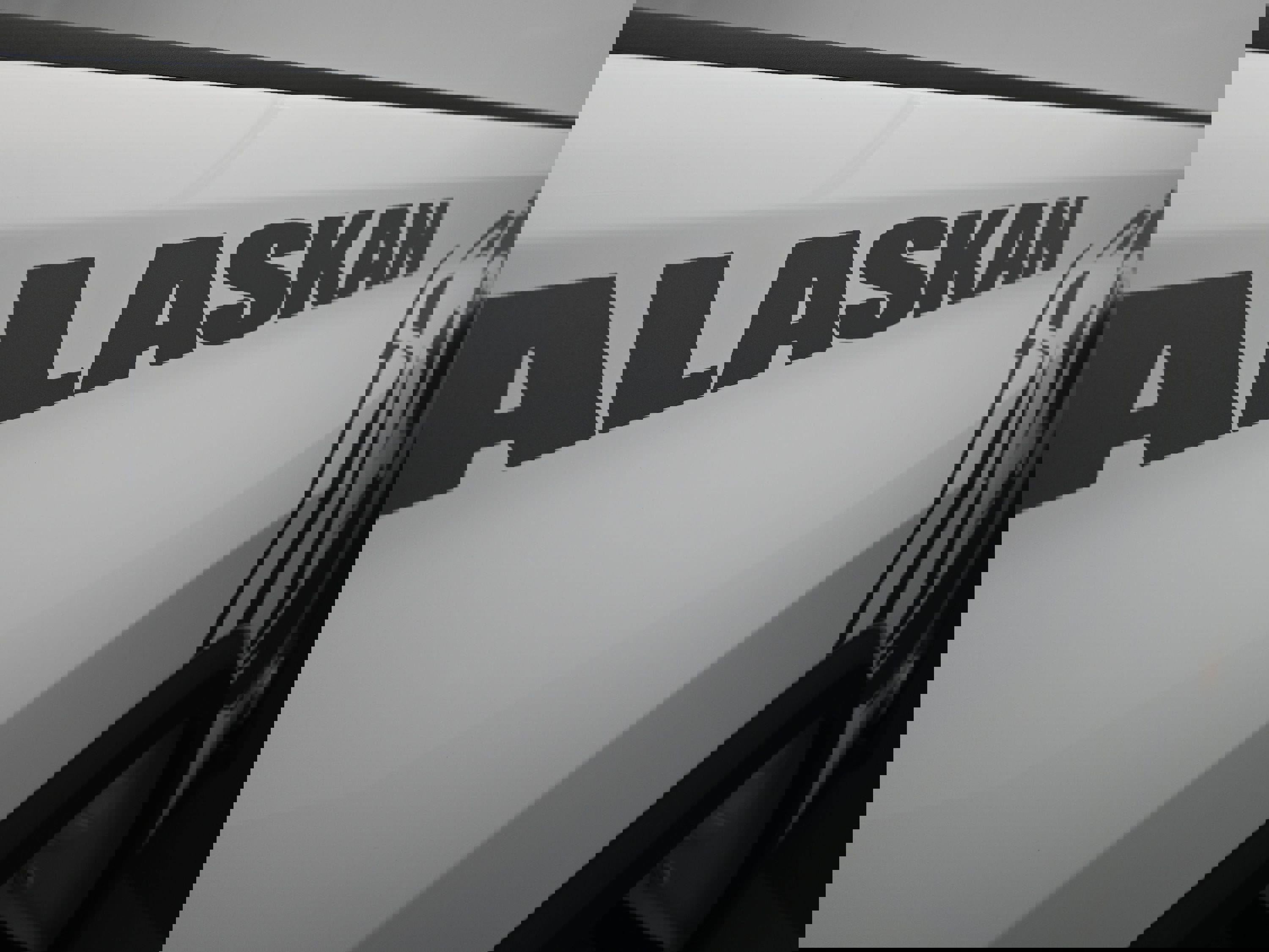 Certified 2025 Chevrolet Silverado 2500 W/T image 36