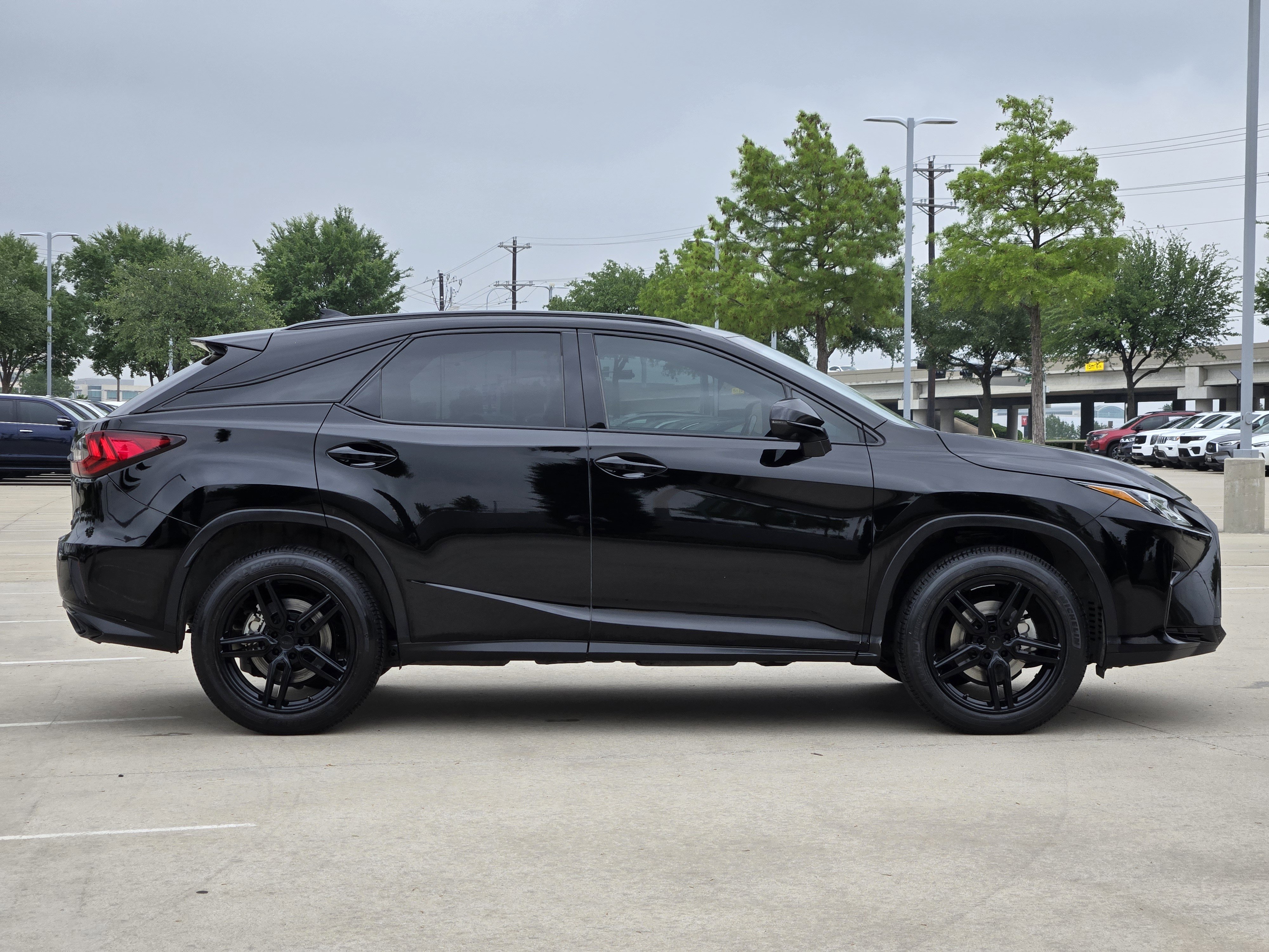 Used 2019 Lexus RX 350 FWD w/ Navigation Package image 6