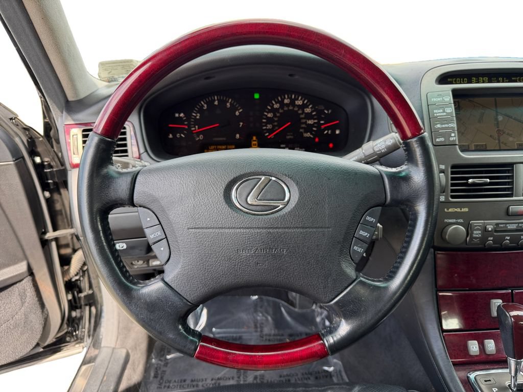 Used 2002 Lexus LS 430 w/ Custom Luxury Pkg RWD image 17