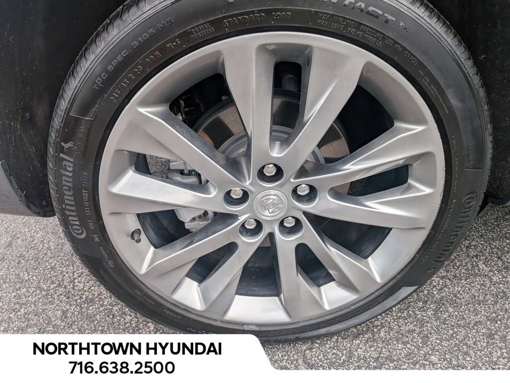 Used 2021 Buick Envision Avenir AWD/4WD image 47