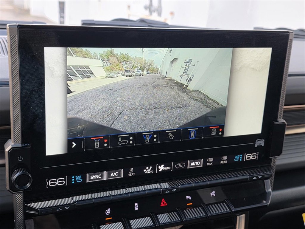 Used 2025 GMC Hummer EV 3X image 32