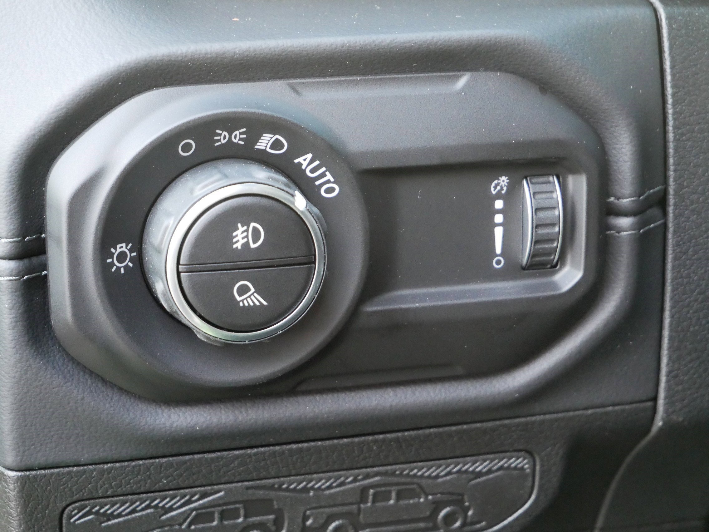 New 2026 Jeep Gladiator Mojave AWD/4WD image 14