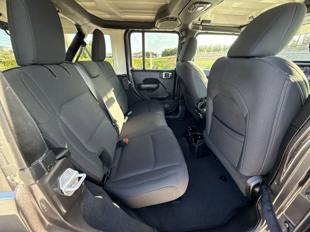 Used 2018 Jeep Wrangler Unlimited Sport S image 17