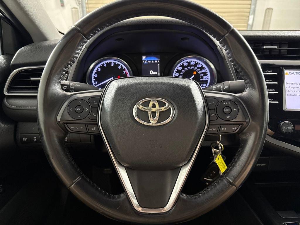 Used 2020 Toyota Camry SE image 14