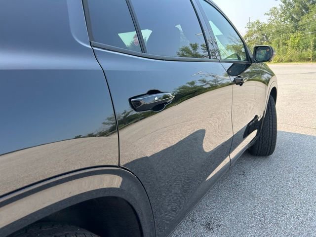 New 2026 Chevrolet Traverse RS w/ LPO, Floor Liner Package image 8