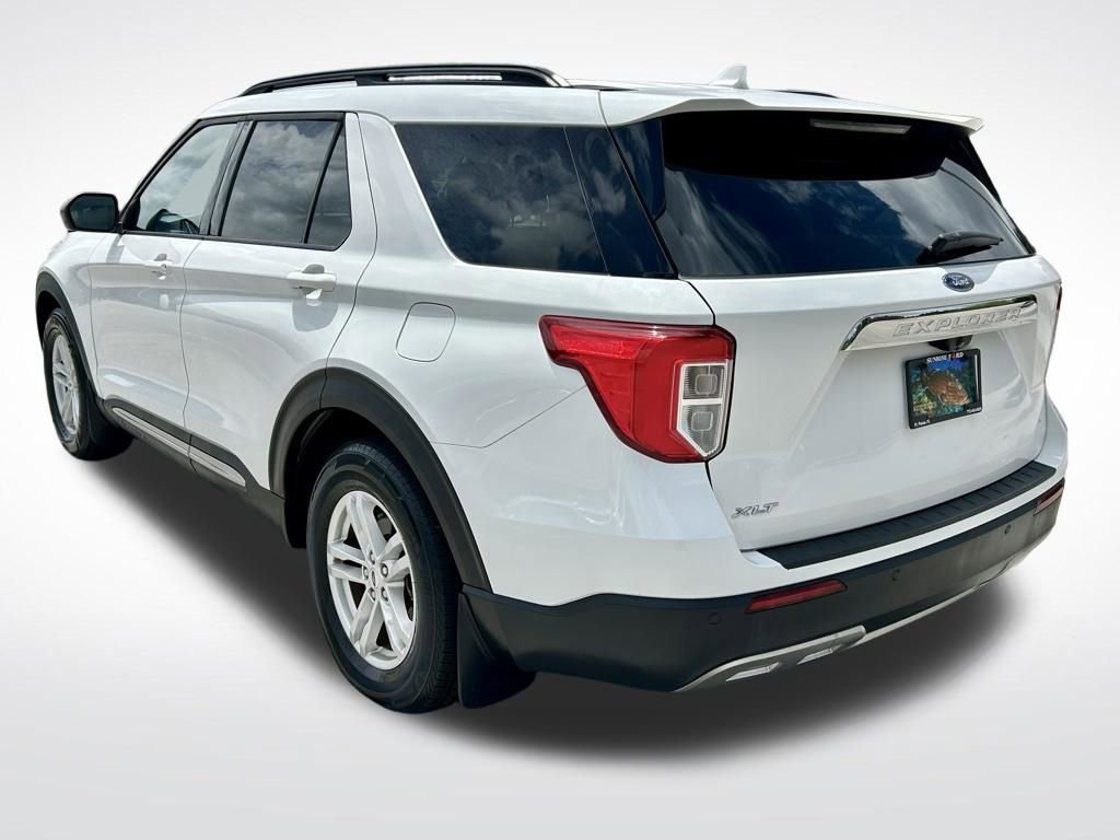 Used 2021 Ford Explorer XLT w/ Equipment Group 202A RWD image 7