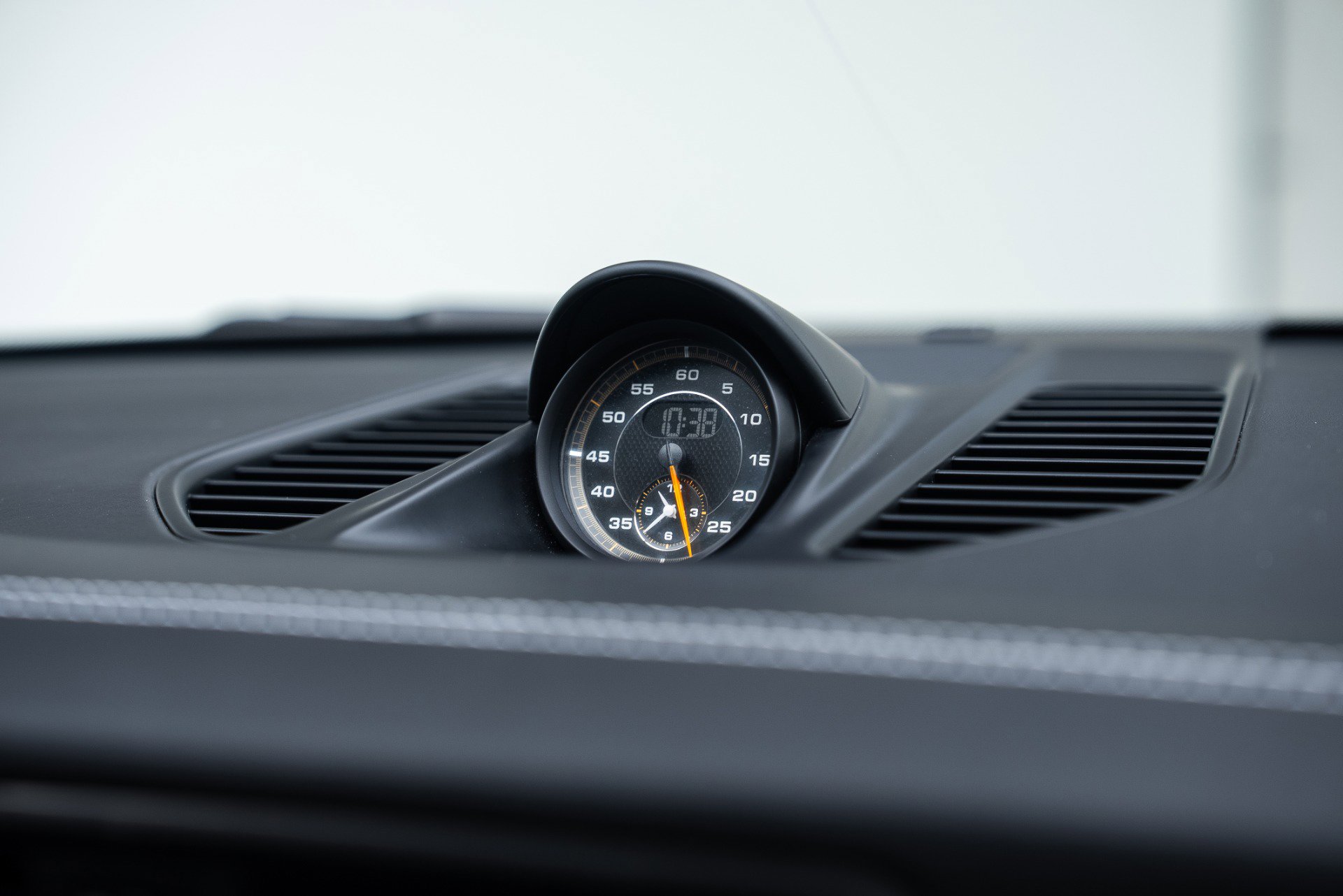 Used 2019 Porsche 911 GT3 RS image 38