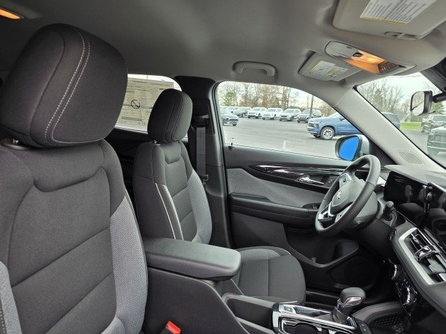 New 2026 Chevrolet TrailBlazer LT w/ LT Cold Weather Package FWD image 14
