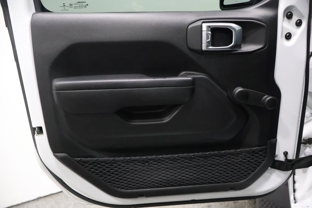 Used 2023 Jeep Wrangler Sport image 12