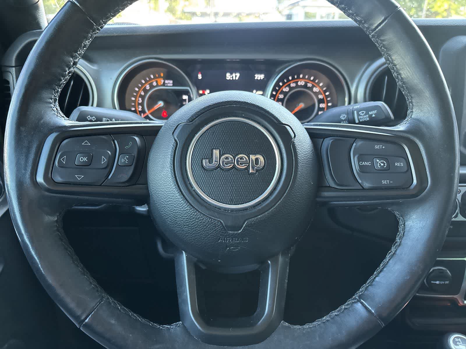 Used 2022 Jeep Gladiator Sport AWD/4WD image 7