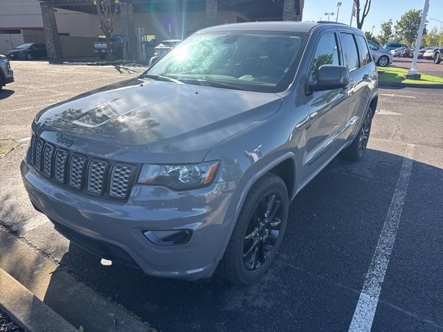 Used 2021 Jeep Grand Cherokee Laredo X image 9