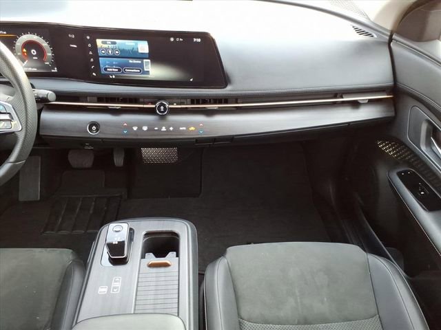 Certified 2023 Nissan Ariya AWD image 8