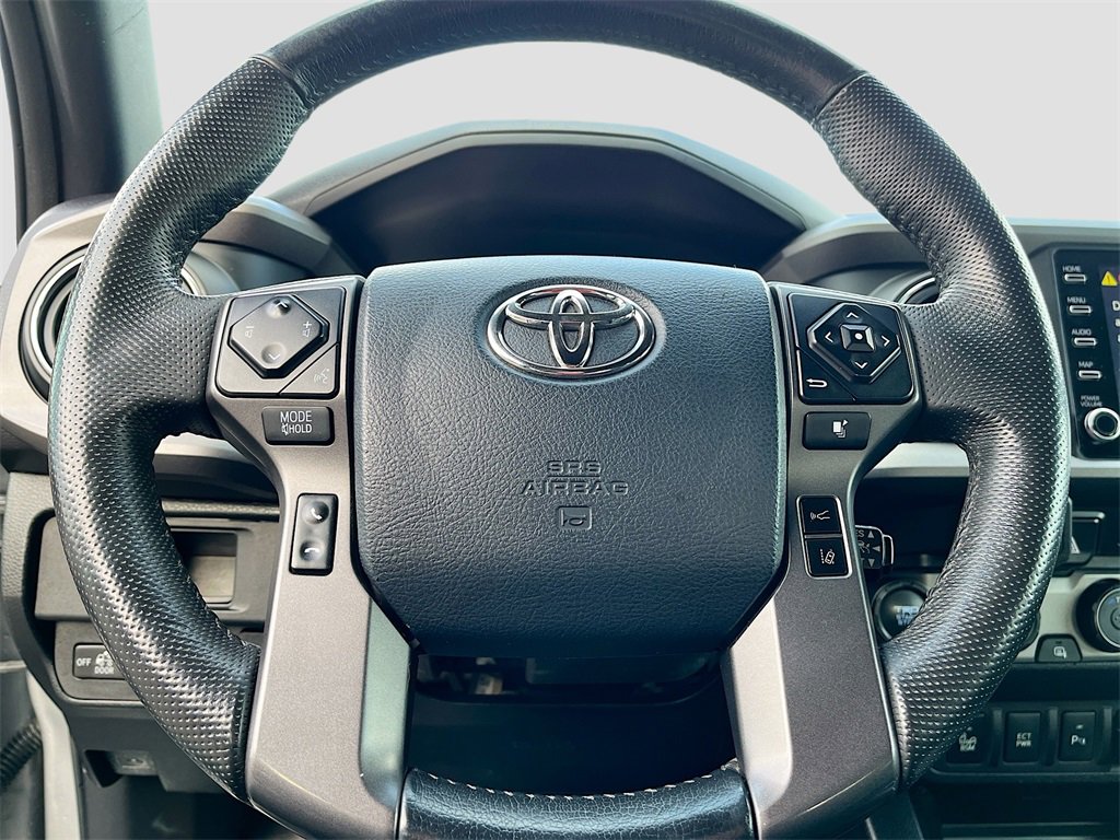 Used 2020 Toyota Tacoma TRD Sport w/ TRD Premium Sport Package image 11