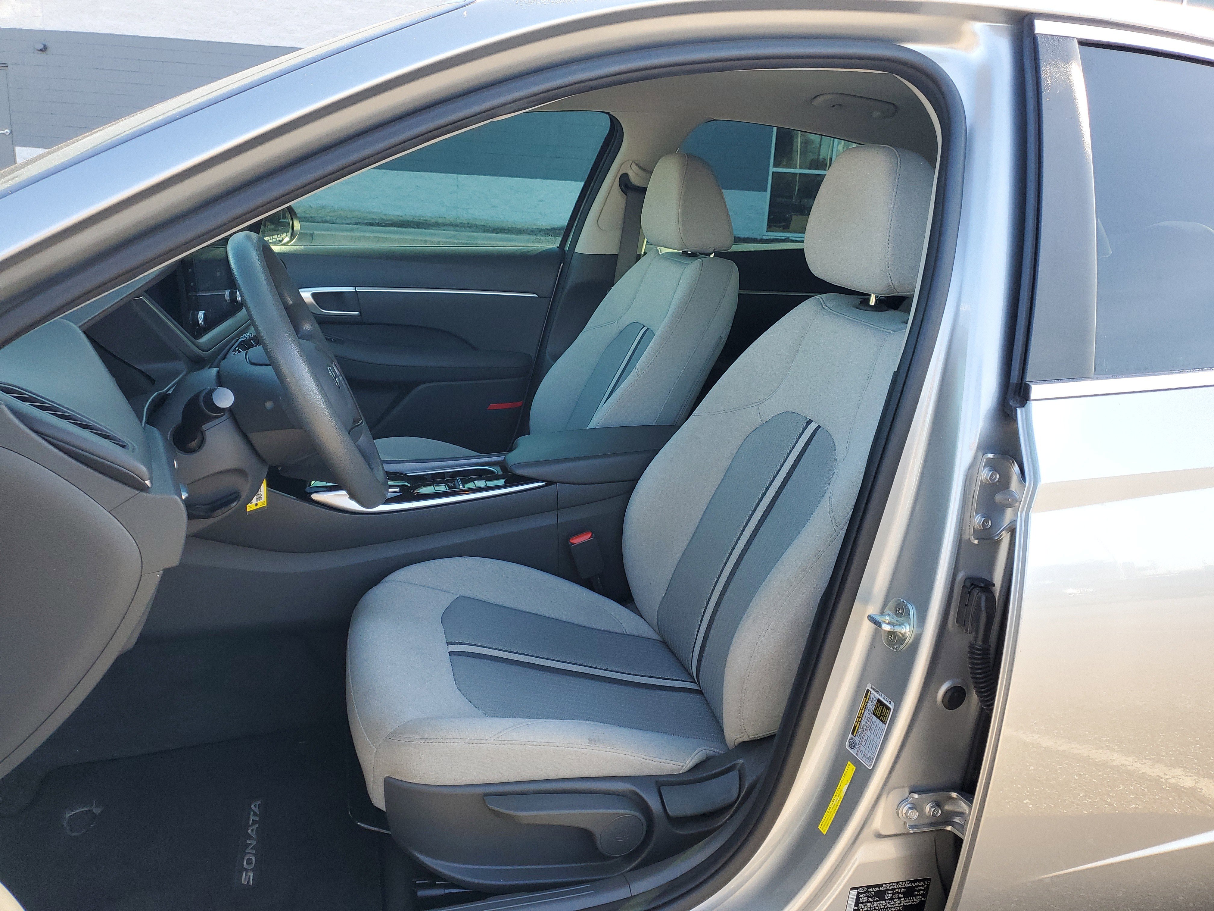 Used 2022 Hyundai Sonata SE image 11