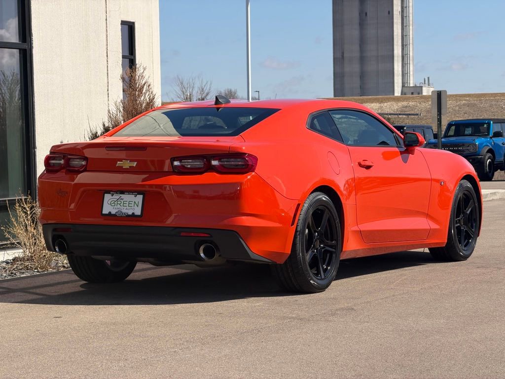 Used 2020 Chevrolet Camaro LT image 5