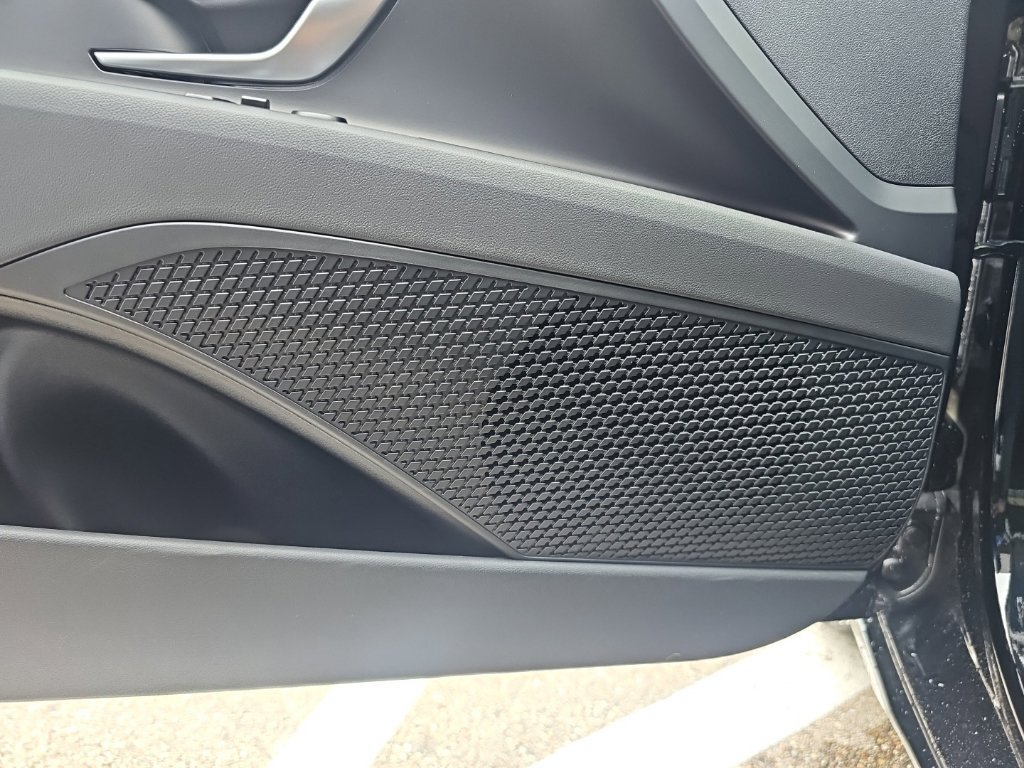New 2026 Hyundai Elantra SE FWD image 13