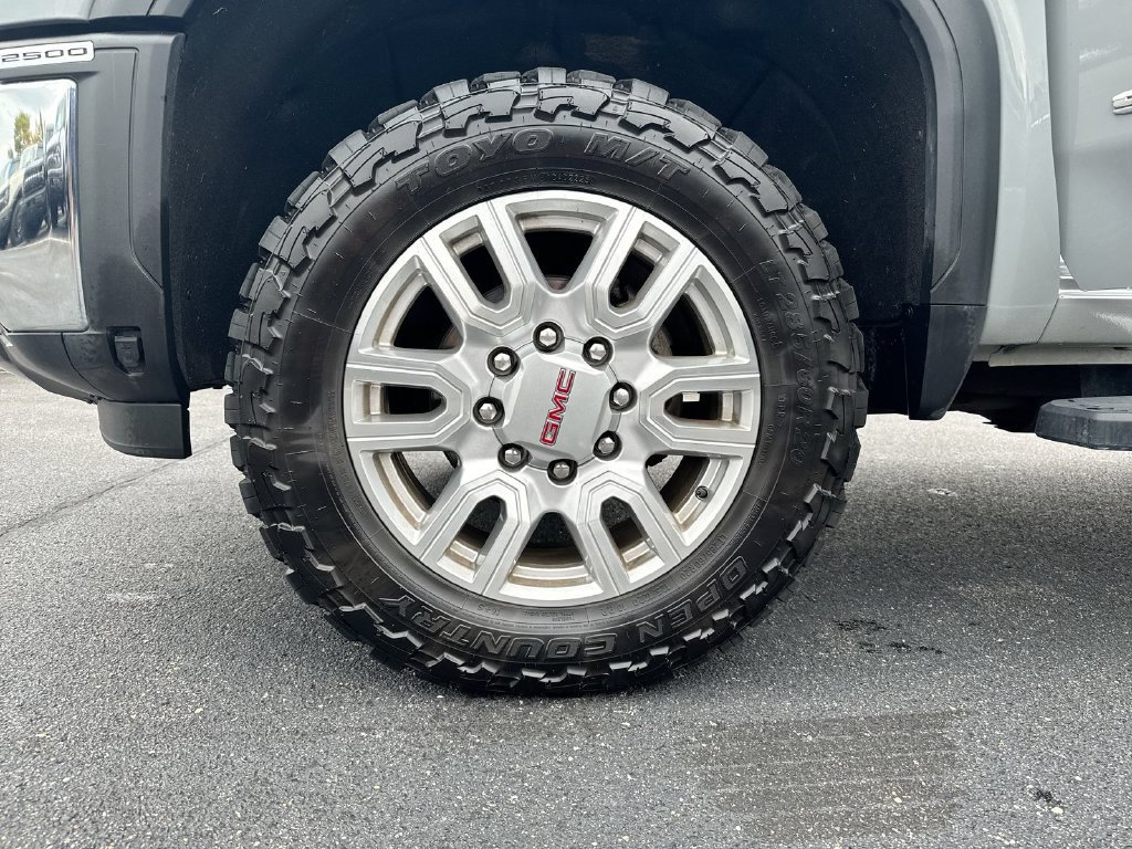 Used 2024 GMC Sierra 2500 SLT w/ SLT Premium Package AWD/4WD image 27