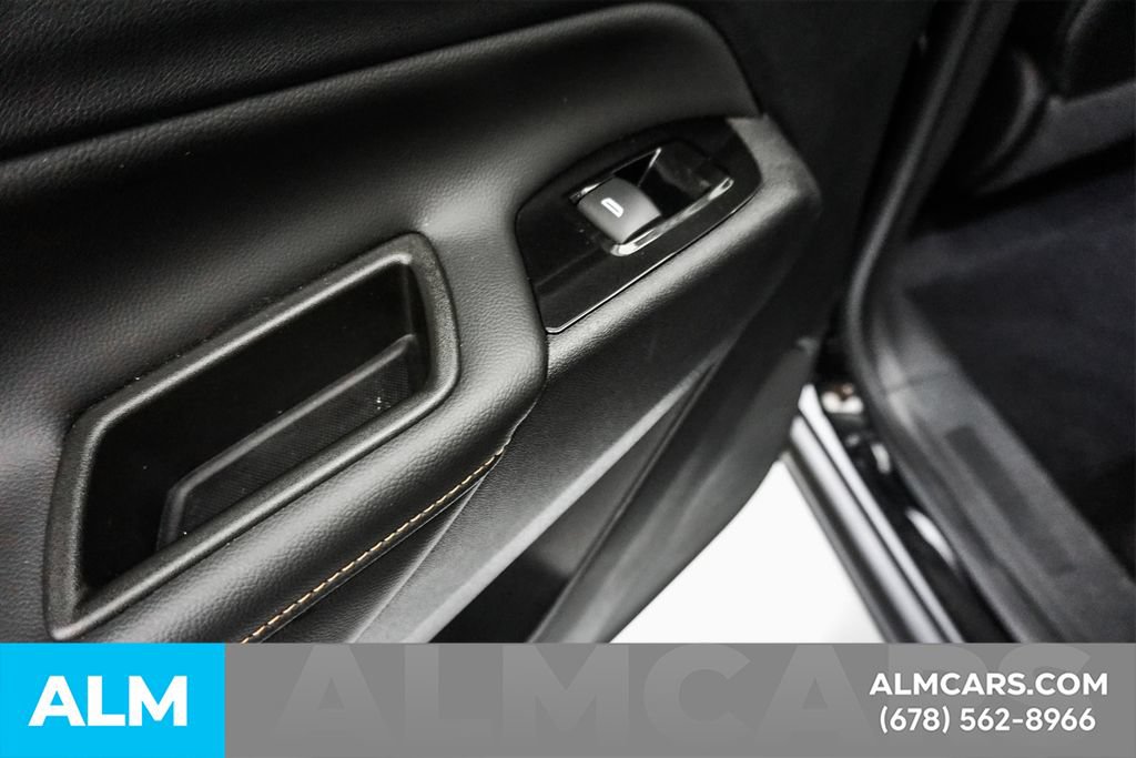Used 2023 Chevrolet Equinox Premier FWD image 51