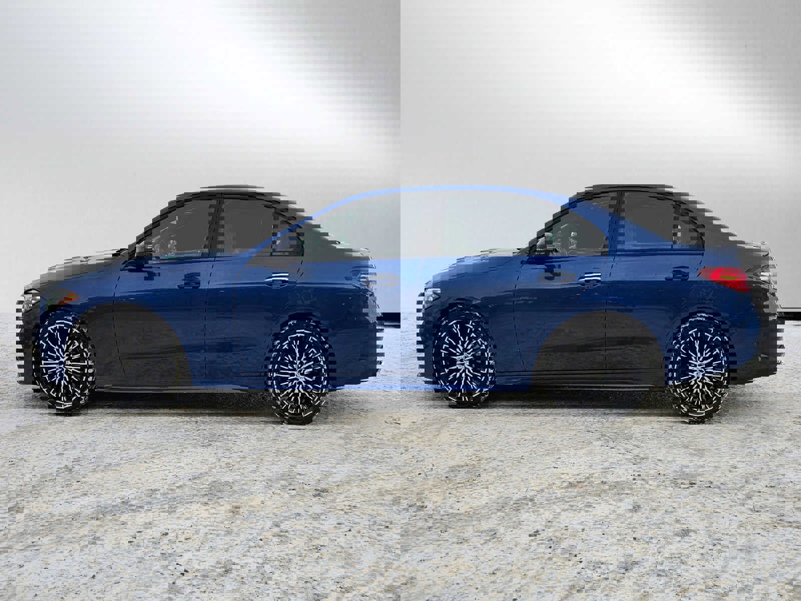 Used 2024 Mercedes-Benz C 300 4MATIC Sedan image 4