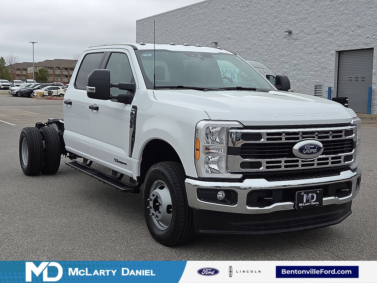New 2026 Ford F350 XLT w/ XLT Value Package AWD/4WD image 1