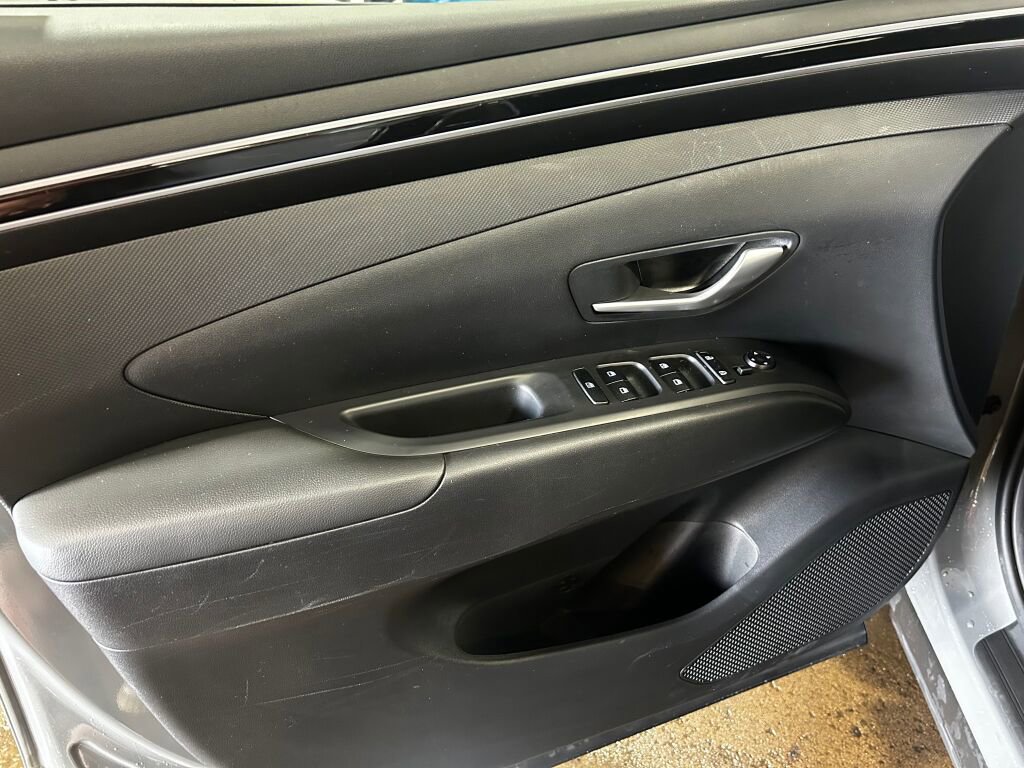 Used 2024 Hyundai Tucson SE image 6