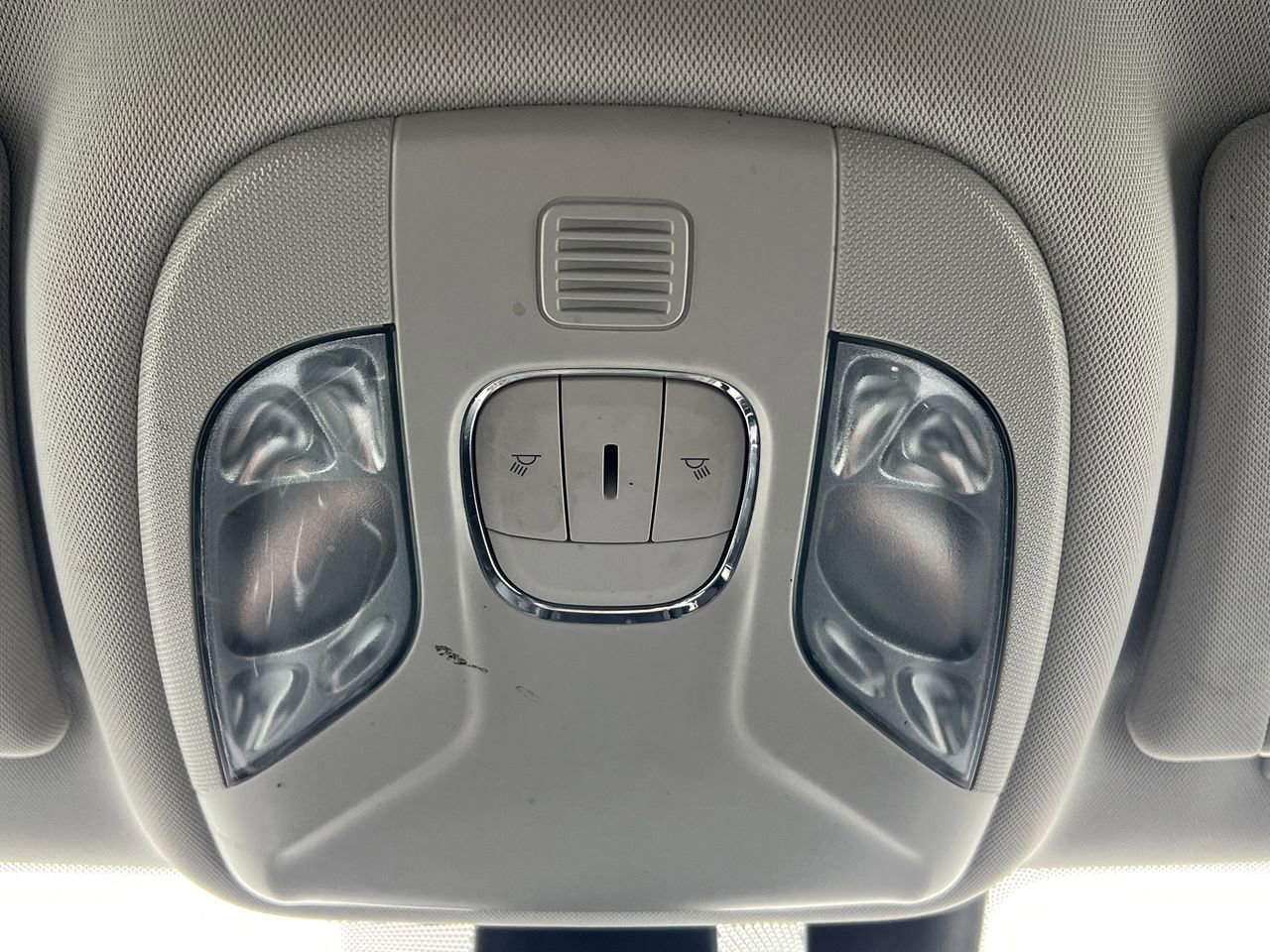 Used 2021 Jeep Compass Limited image 16