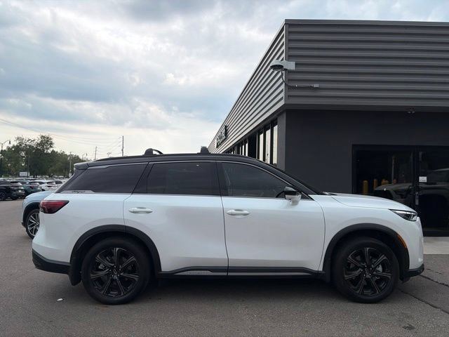 Used 2026 INFINITI QX60 Autograph w/ Dark Cargo Package AWD/4WD image 2
