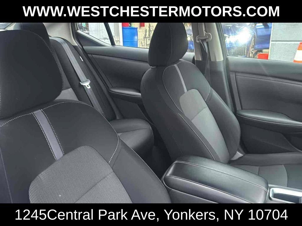 Used 2024 Nissan Sentra SV FWD image 15