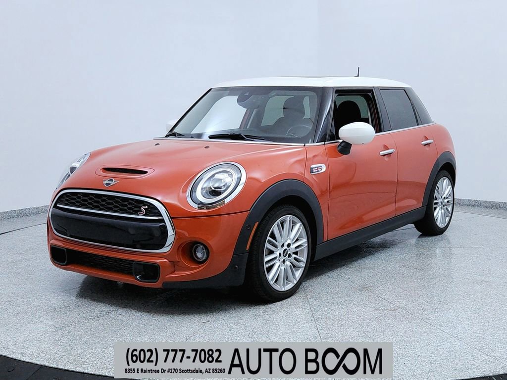 Used 2021 MINI Cooper S w/ Driver Assistance Package image 1