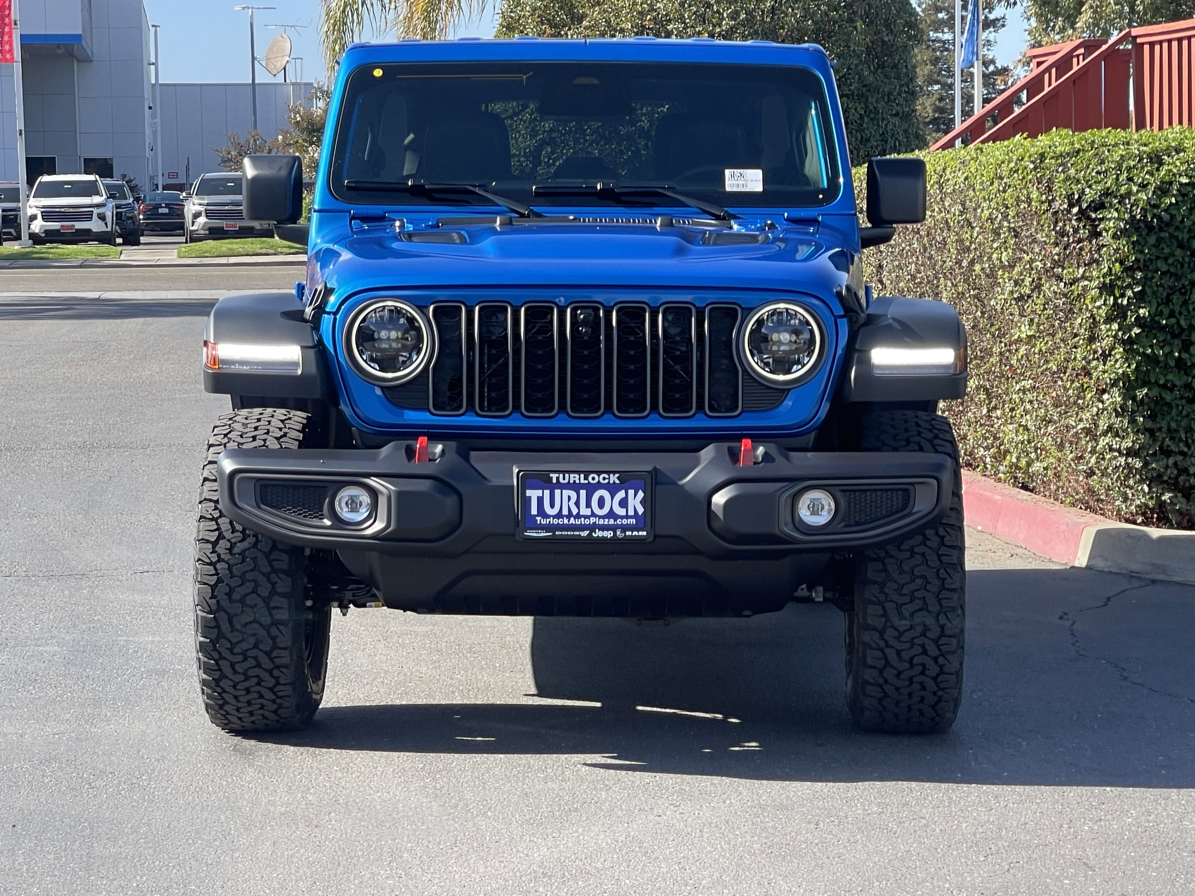 New 2026 Jeep Wrangler Unlimited Rubicon w/ Technology Group image 4