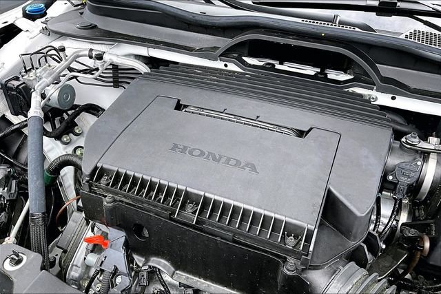 Used 2025 Honda Pilot EX-L image 35