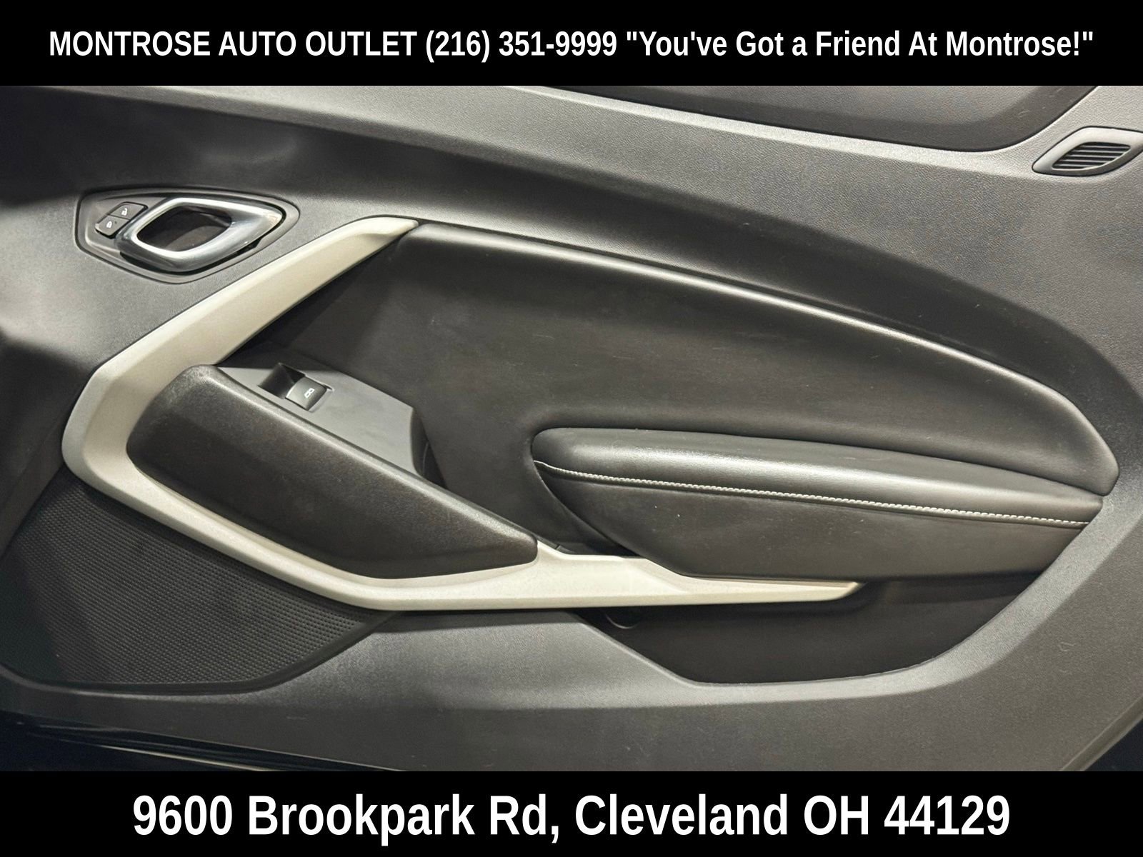 Used 2020 Chevrolet Camaro LT image 37