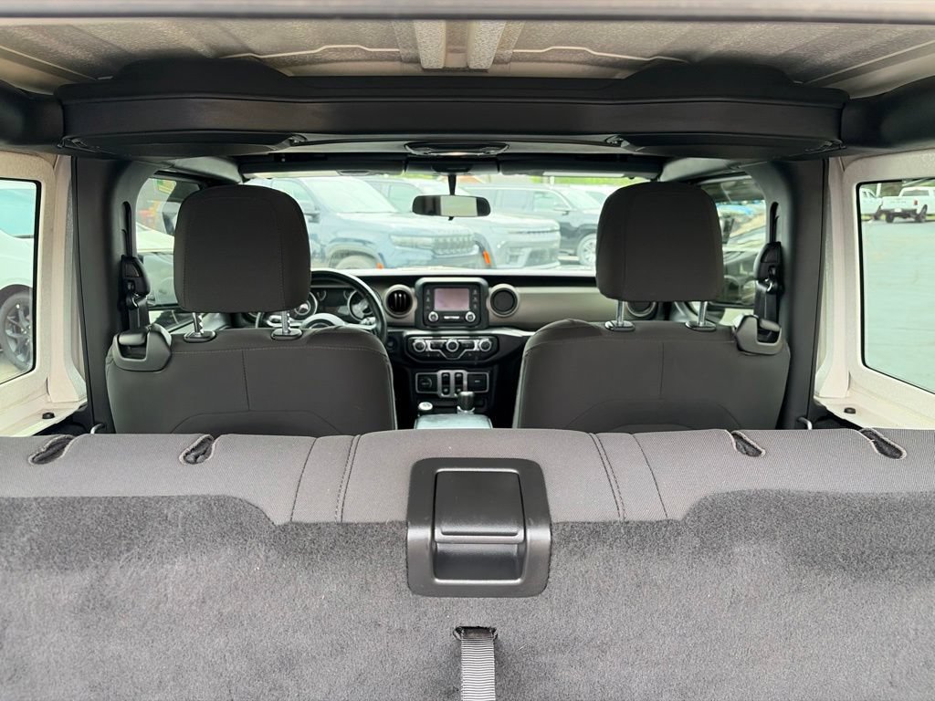 Certified 2018 Jeep Wrangler Sport AWD/4WD image 13