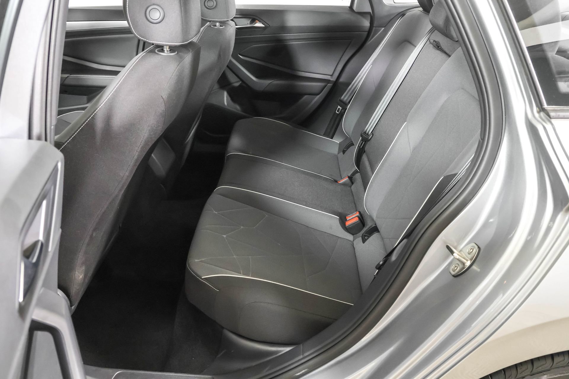 Used 2025 Volkswagen Jetta Sport FWD image 35